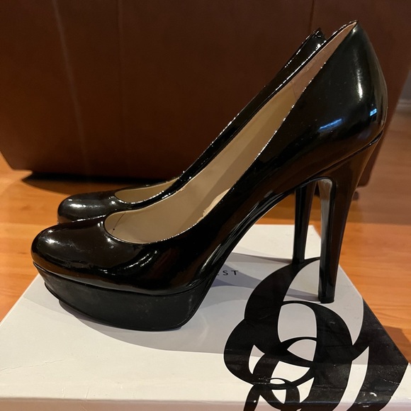 Nine West Platform Heels - Picture 3 of 5